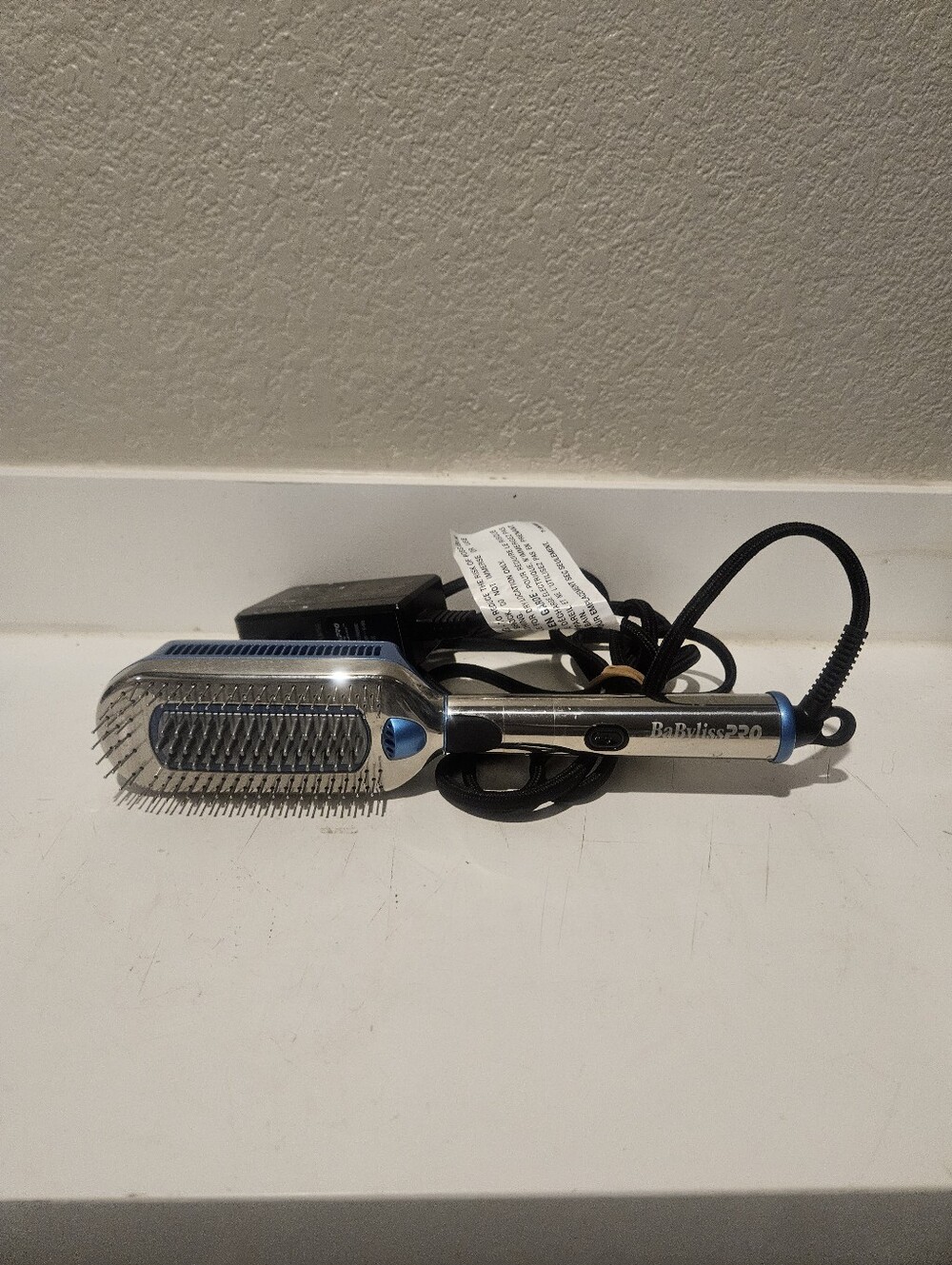 BaByliss PRO CryoCare Cold Brush Cryotherapy BNTCB1UC For Frizzy Hair CLEAN